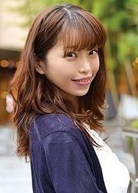 関彩華